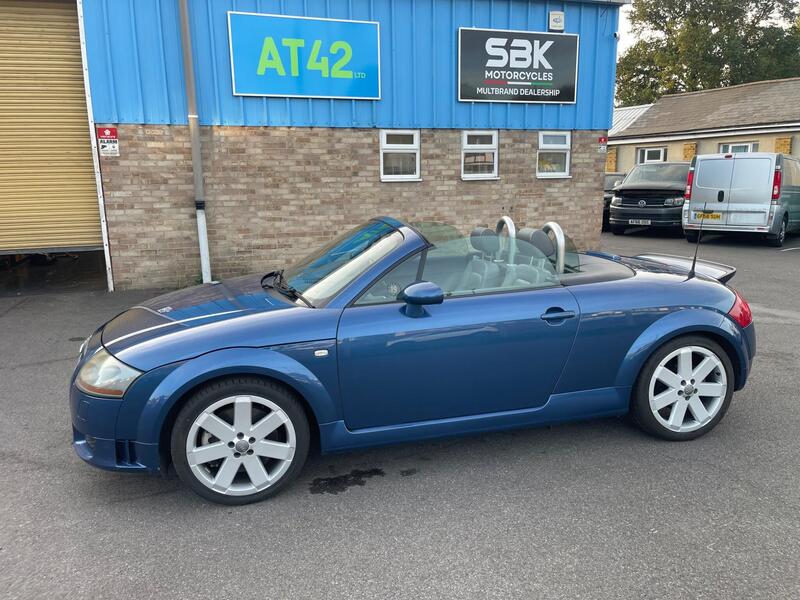 Audi TT Audi TT 3.2 V6 Roadster DSG quattro 2dr